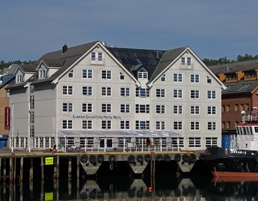 Clarion Ollection With Hotel